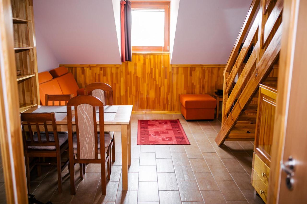 Niki Apartman Gyula Eksteriør bilde